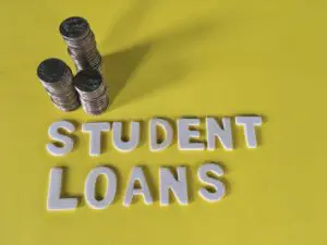 student-loans-2021-10-15-23-19-52-utc